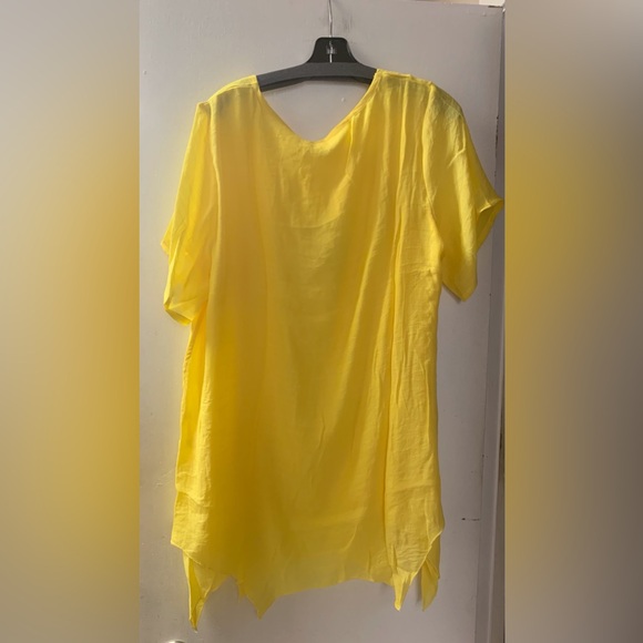 Short Sleeve Layered Top with Button Detail-Lemon - Picture 4 of 4